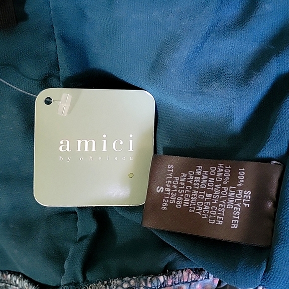 Storia two peice dress - Picture 7 of 7